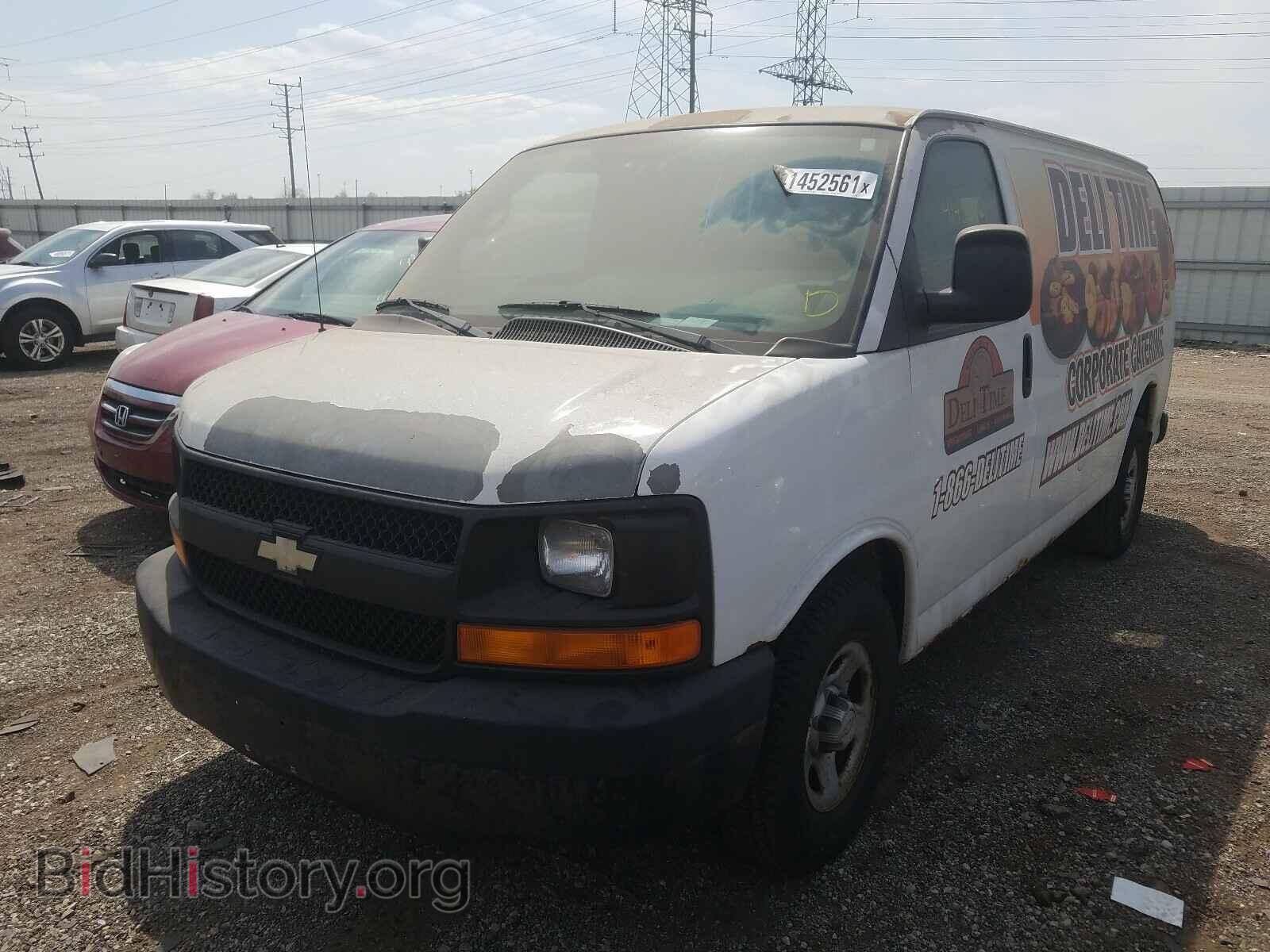 2006 CHEVROLET EXPRESS - VIN: 1GCFG15X761177150 - Фото 2