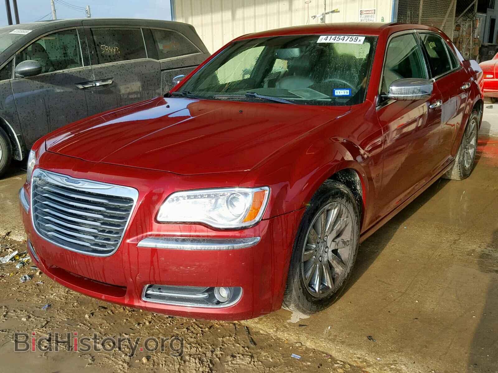 2012 CHRYSLER 300 - VIN: 2C3CCACG6CH310614 - Фото 2