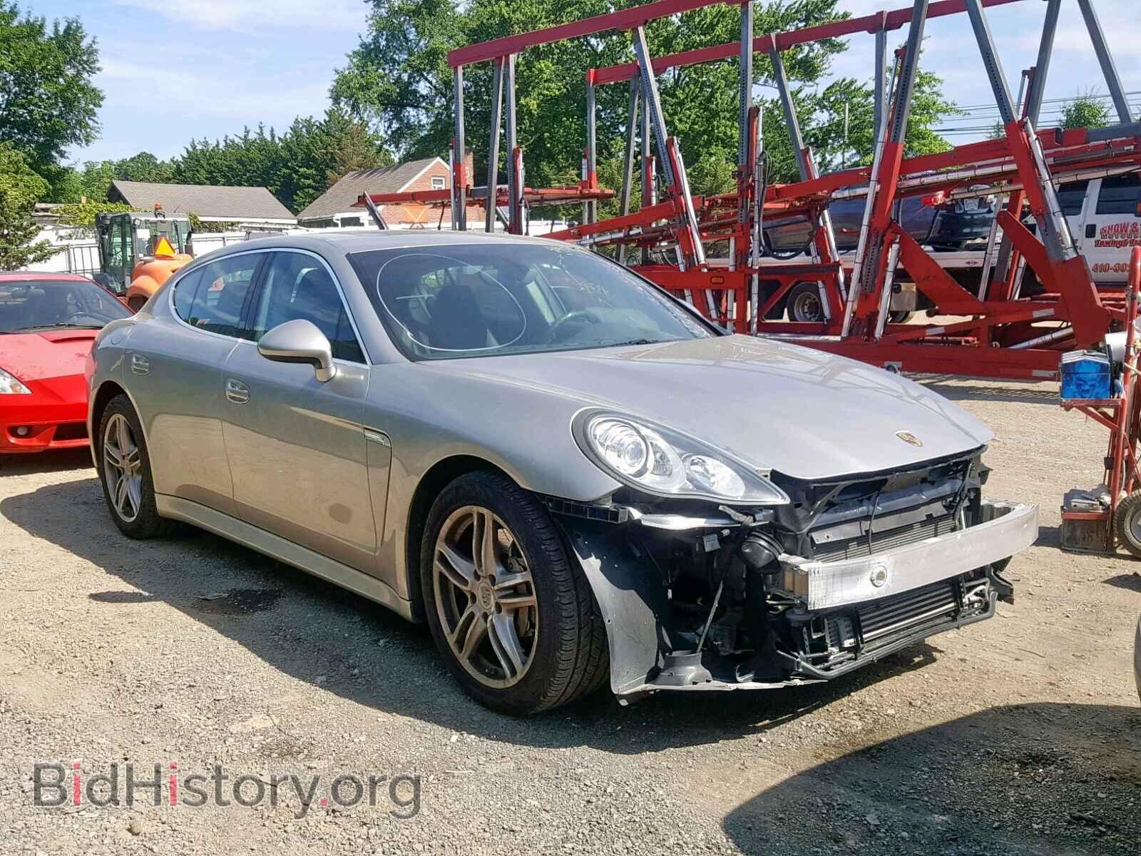 Photo WP0AB2A71BL061185 - PORSCHE PANAMERA 2011