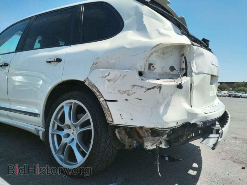 2010 Porsche CAYENNE (VIN WP1AD2AP2ALA60005) — photo 9 of 10