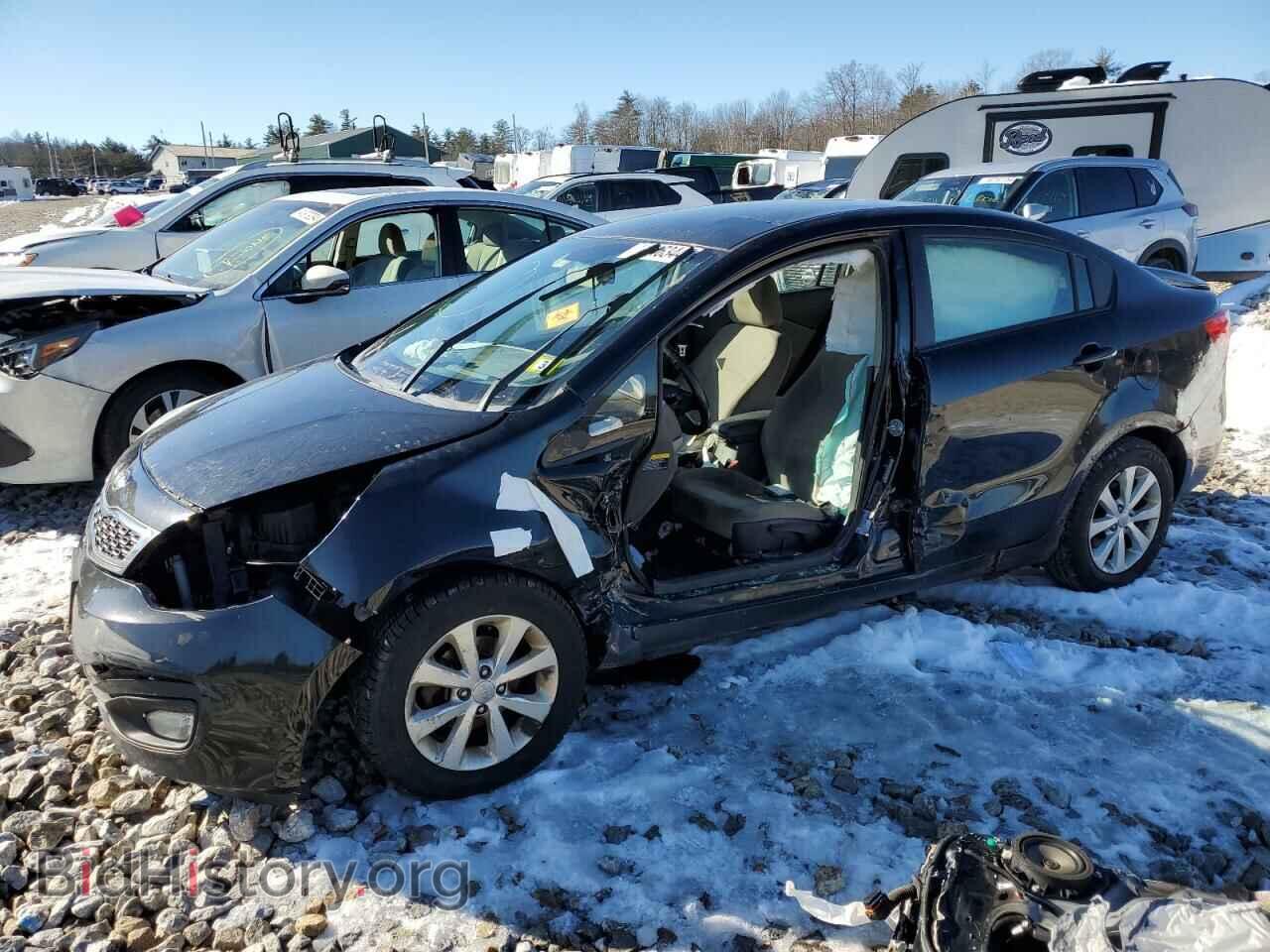 Фотография KNADN4A39F6463454 - KIA RIO 2015