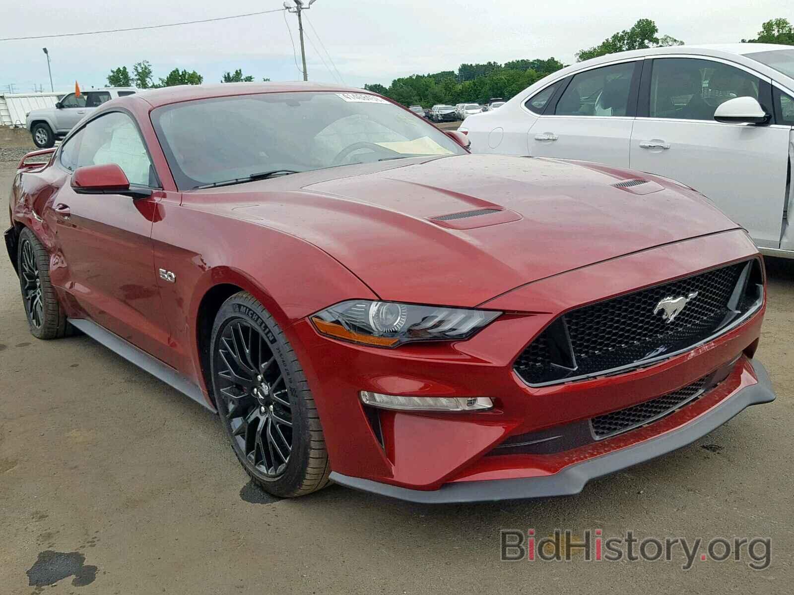 Photo 1FA6P8CF6J5100828 - FORD MUSTANG GT 2018