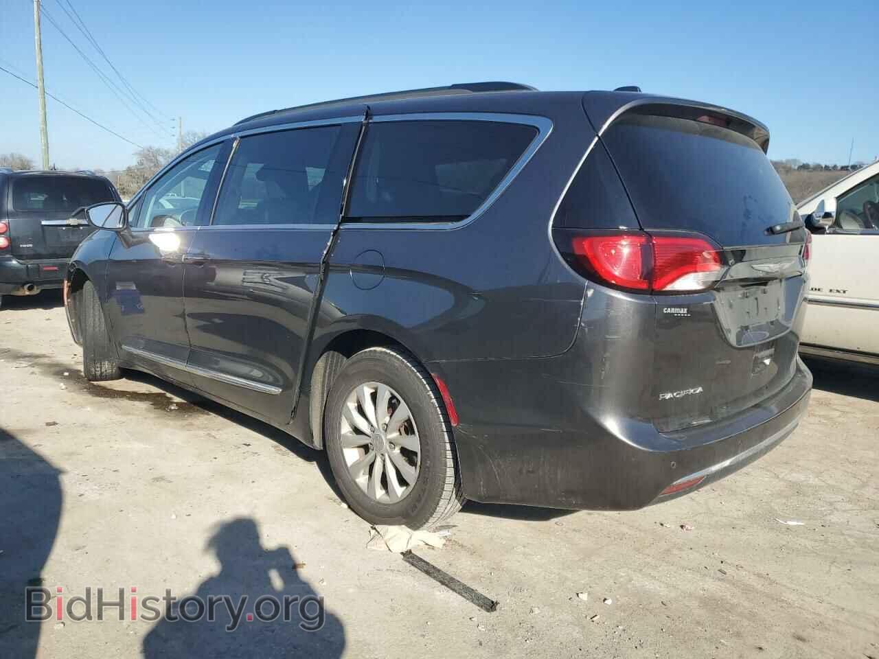 2017 CHRYSLER PACIFICA - VIN: 2C4RC1BG7HR623387 - Photo 2