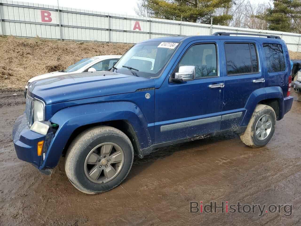 Фотография 1J4PN2GKXAW103843 - JEEP LIBERTY 2010