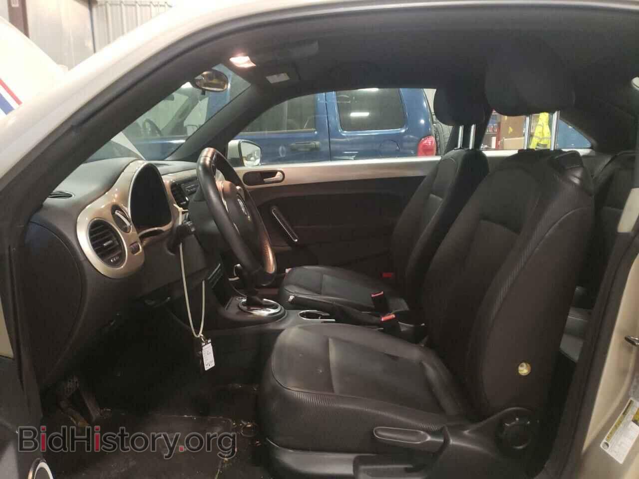 2012 VOLKSWAGEN BEETLE - VIN: 3VWJP7AT9CM649389 - Фото 7