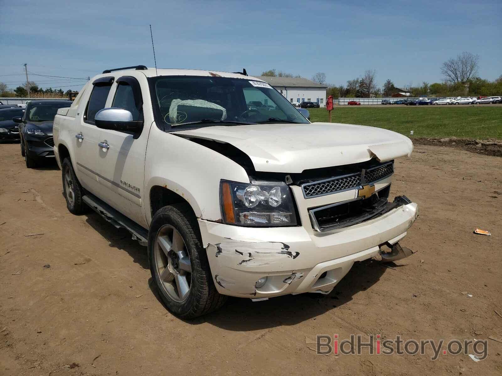 Photo 3GNTKGE73CG270952 - CHEVROLET AVALANCHE 2012