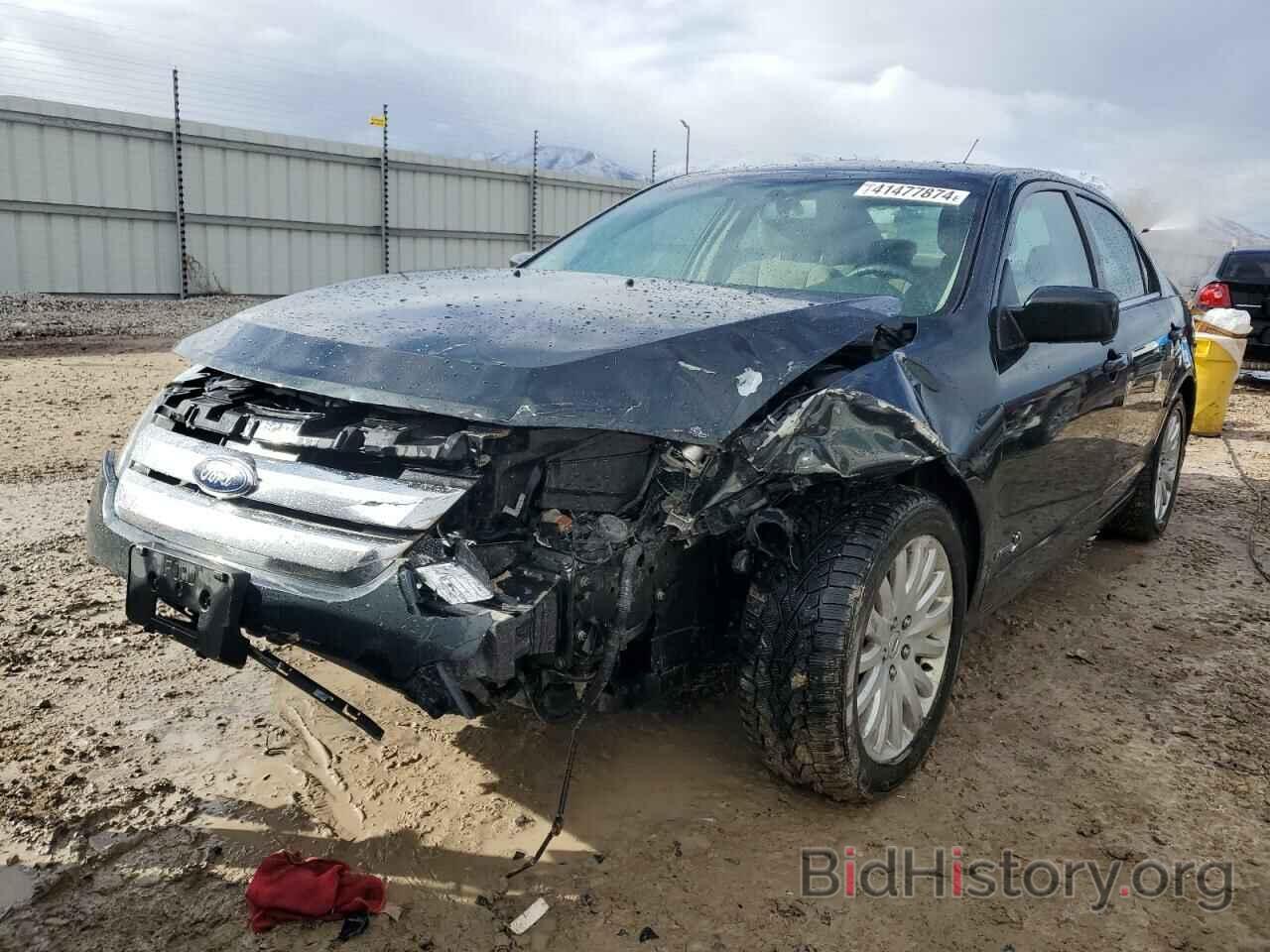 Photo 3FADP0L30AR138986 - FORD FUSION 2010