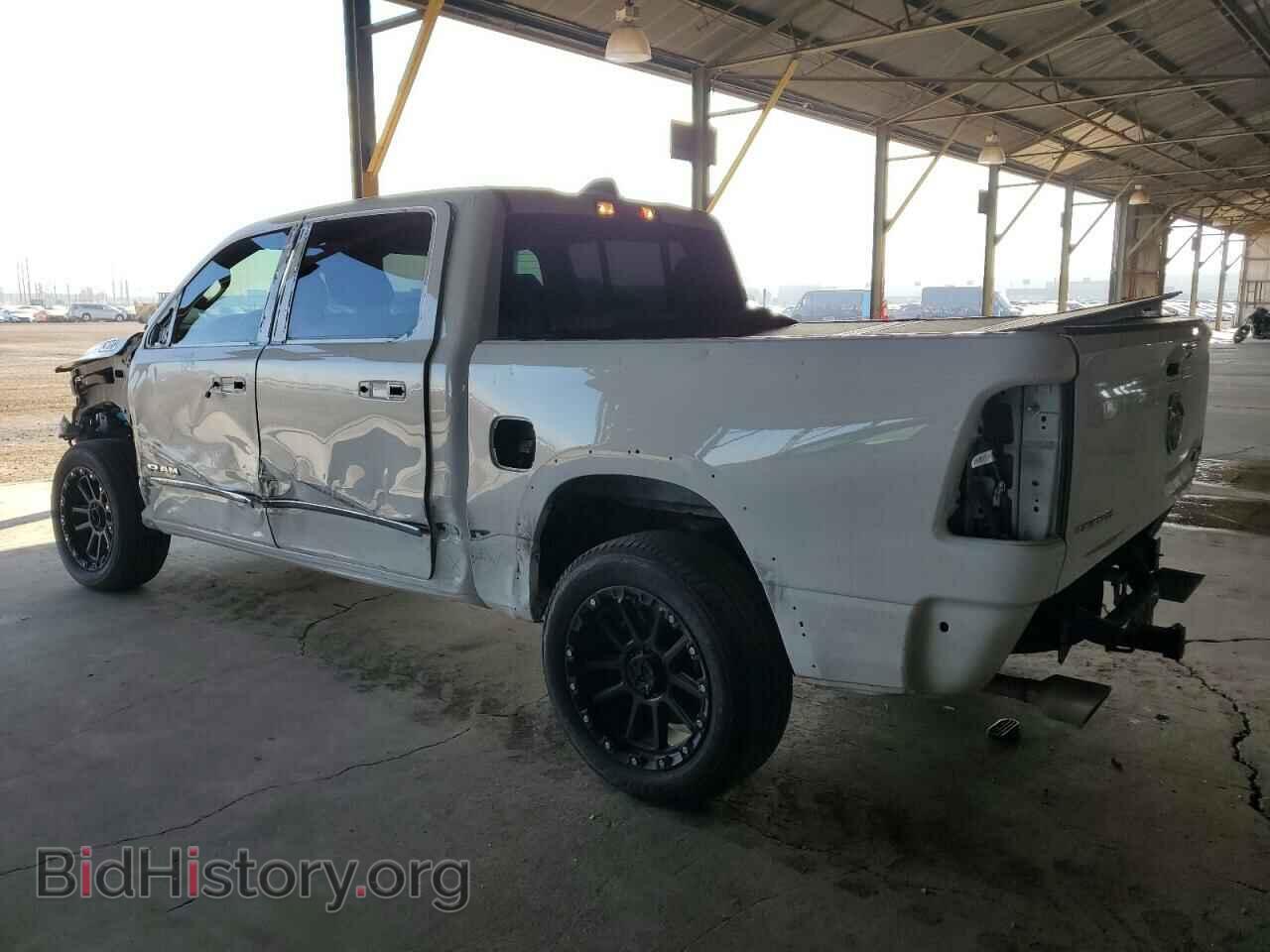 2020 RAM 1500 - VIN: 1C6SRFHT0LN314262 - Photo 2