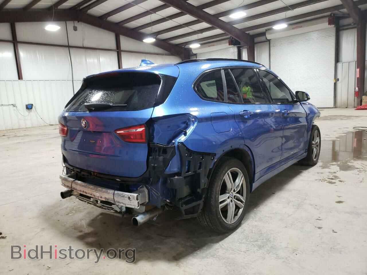 2017 BMW X1 - VIN: WBXHT3C31H5F87539 - Фото 3
