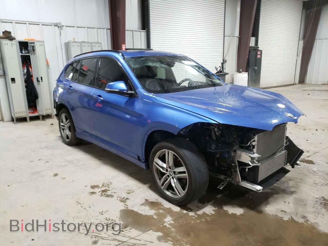 2017 BMW X1 - VIN: WBXHT3C31H5F87539 - Фото 4