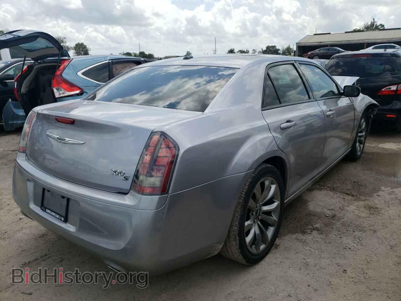 2014 CHRYSLER 300 - VIN: 2C3CCABG2EH237830 - Фото 4