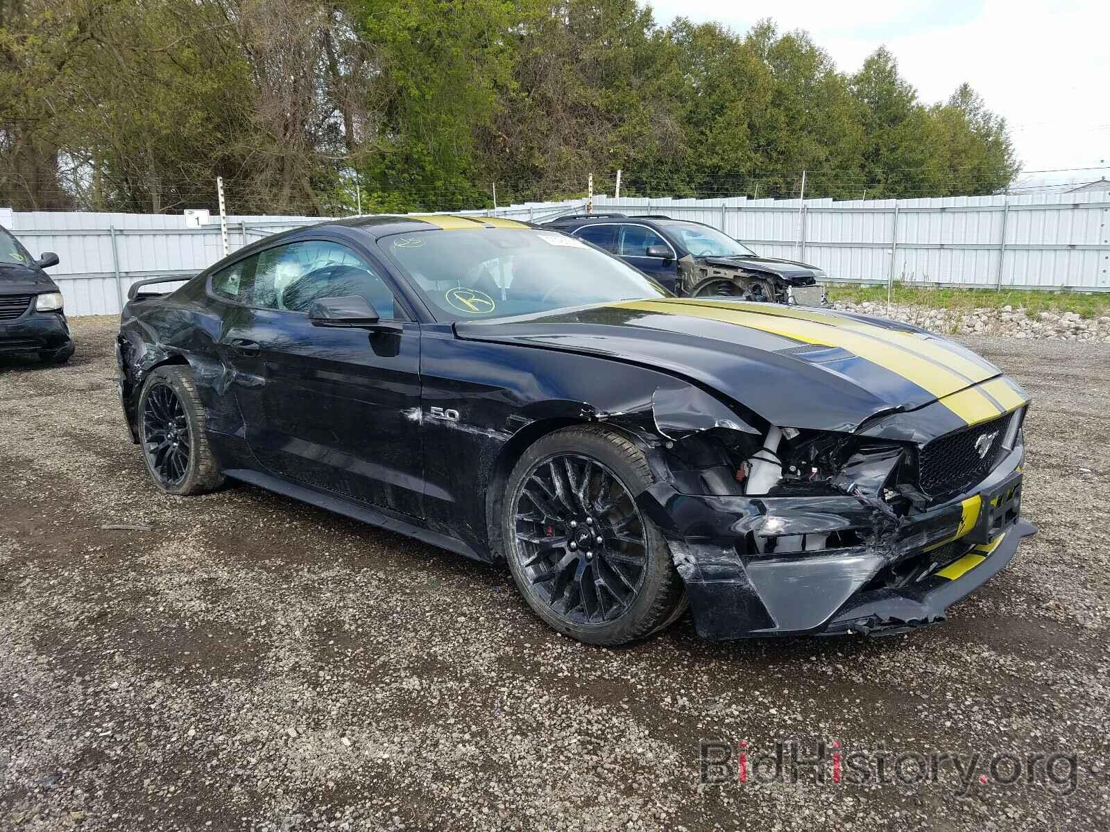 Photo 1FA6P8CF7J5130985 - FORD MUSTANG 2018