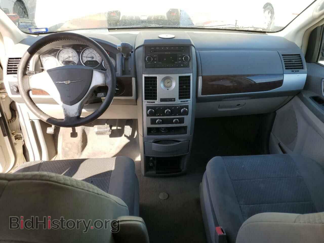 2010 CHRYSLER MINIVAN - VIN: 2A4RR5D11AR103443 - Фото 8