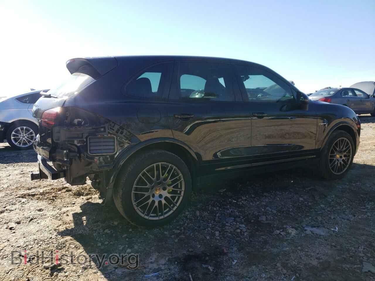 2017 PORSCHE CAYENNE - VIN: WP1AE2A28HLA74390 - Фото 3