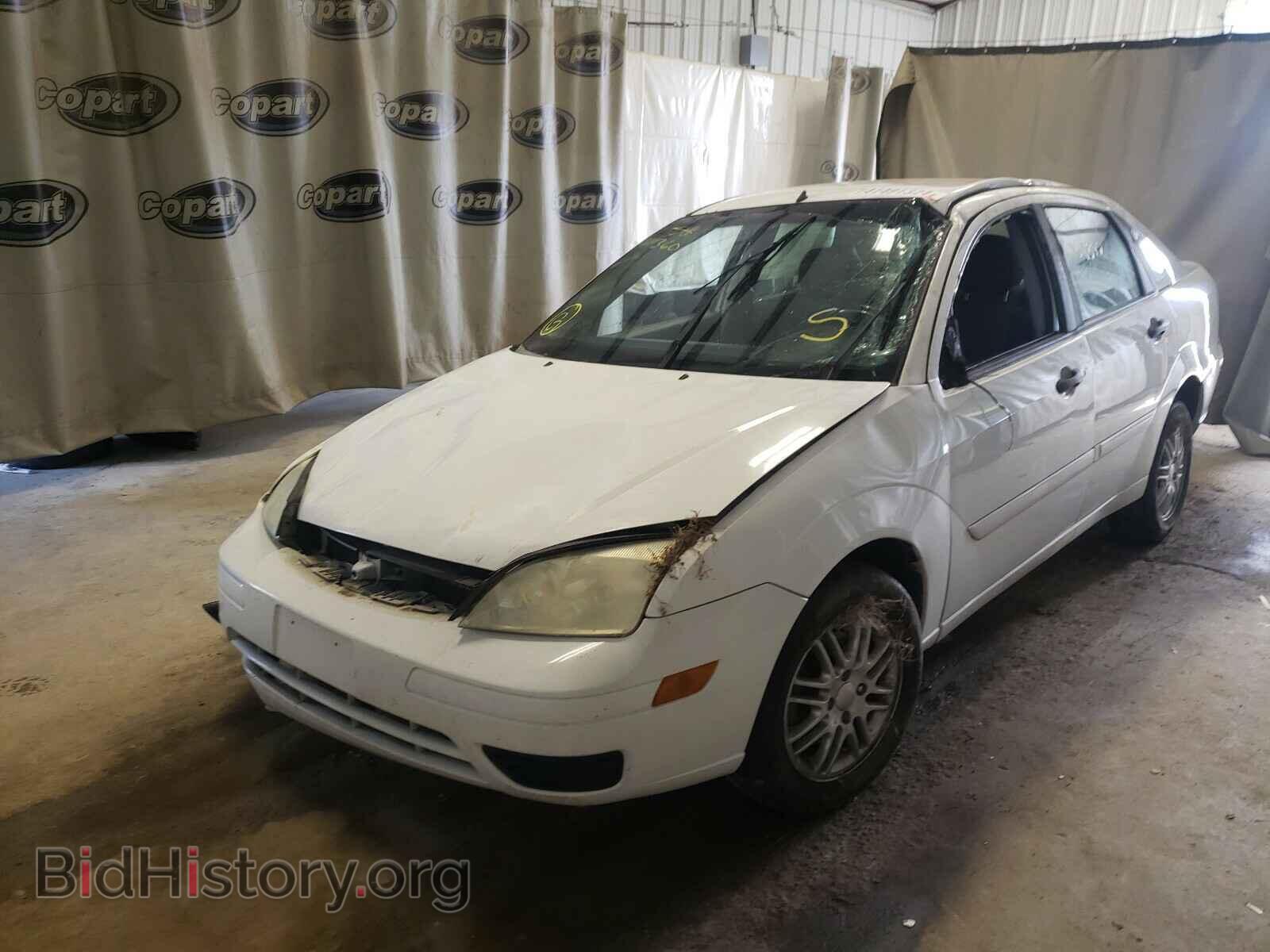 2007 FORD FOCUS - VIN: 1FAFP34N97W330620 - Фото 2