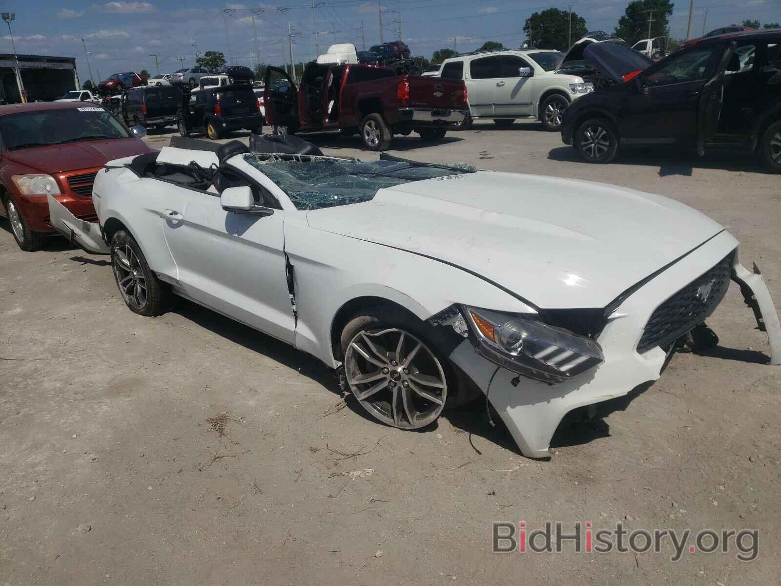 Photo 1FATP8UH7H5281810 - FORD MUSTANG 2017