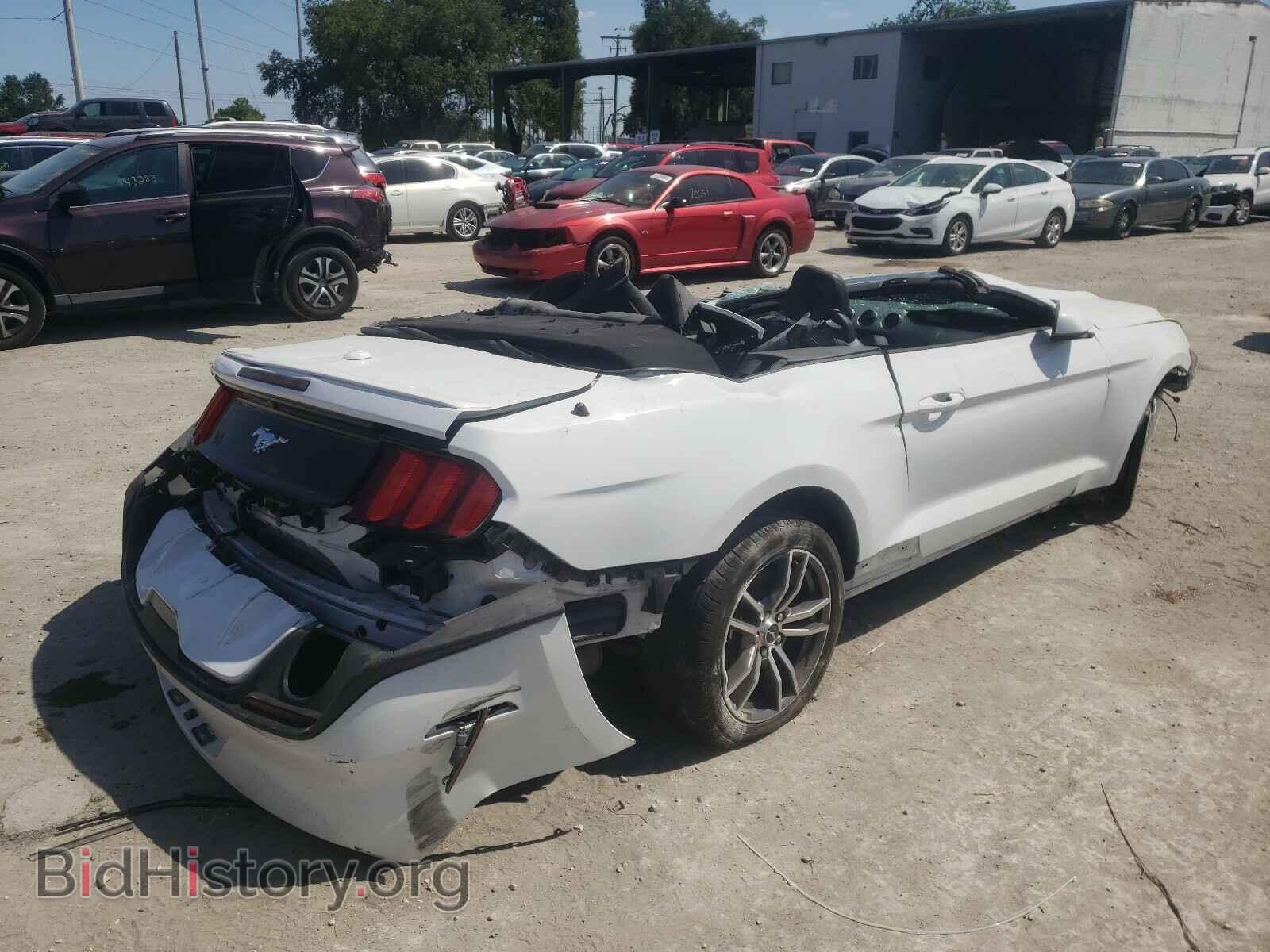 2017 FORD MUSTANG - VIN: 1FATP8UH7H5281810 - Фото 4