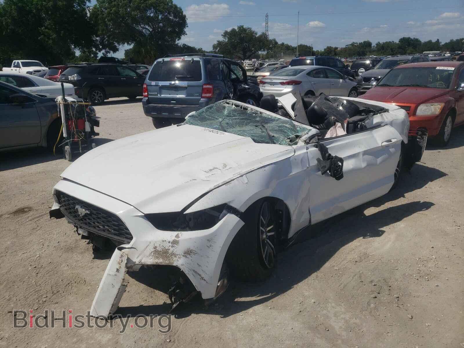 2017 FORD MUSTANG - VIN: 1FATP8UH7H5281810 - Фото 9
