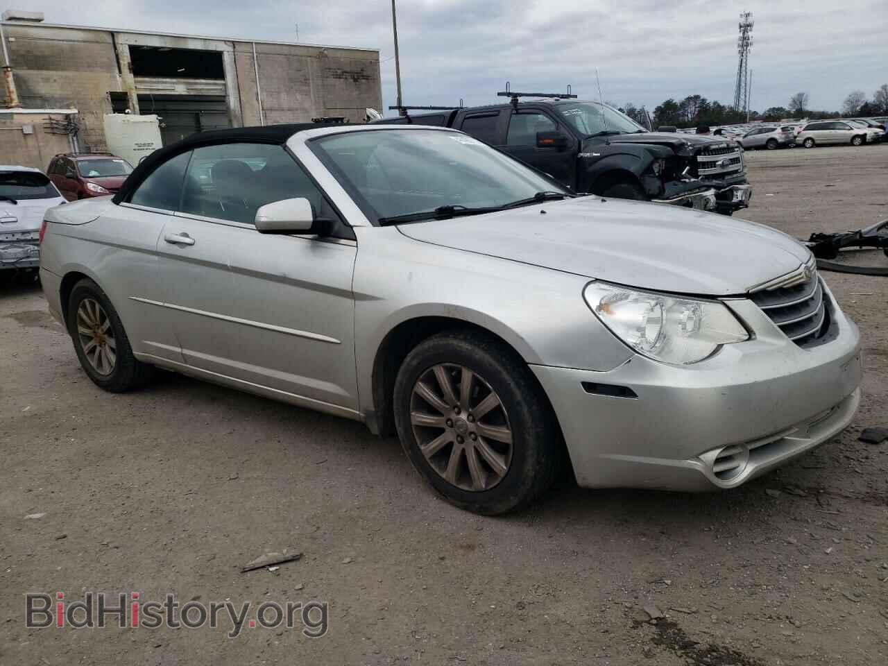 2010 CHRYSLER SEBRING - VIN: 1C3BC5ED7AN177467 - Фото 4