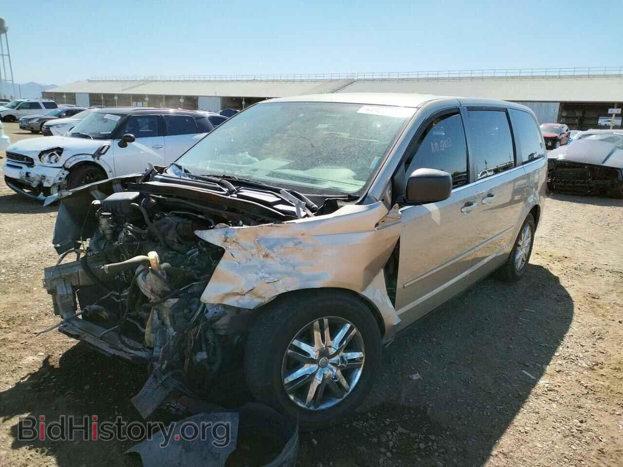 2009 CHRYSLER MINIVAN - VIN: 2A8HR44E19R655883 - Фото 2