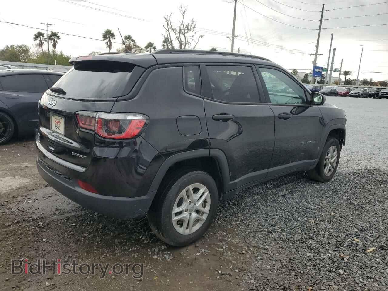 2018 JEEP COMPASS - VIN: 3C4NJDAB9JT191884 - Фото 3
