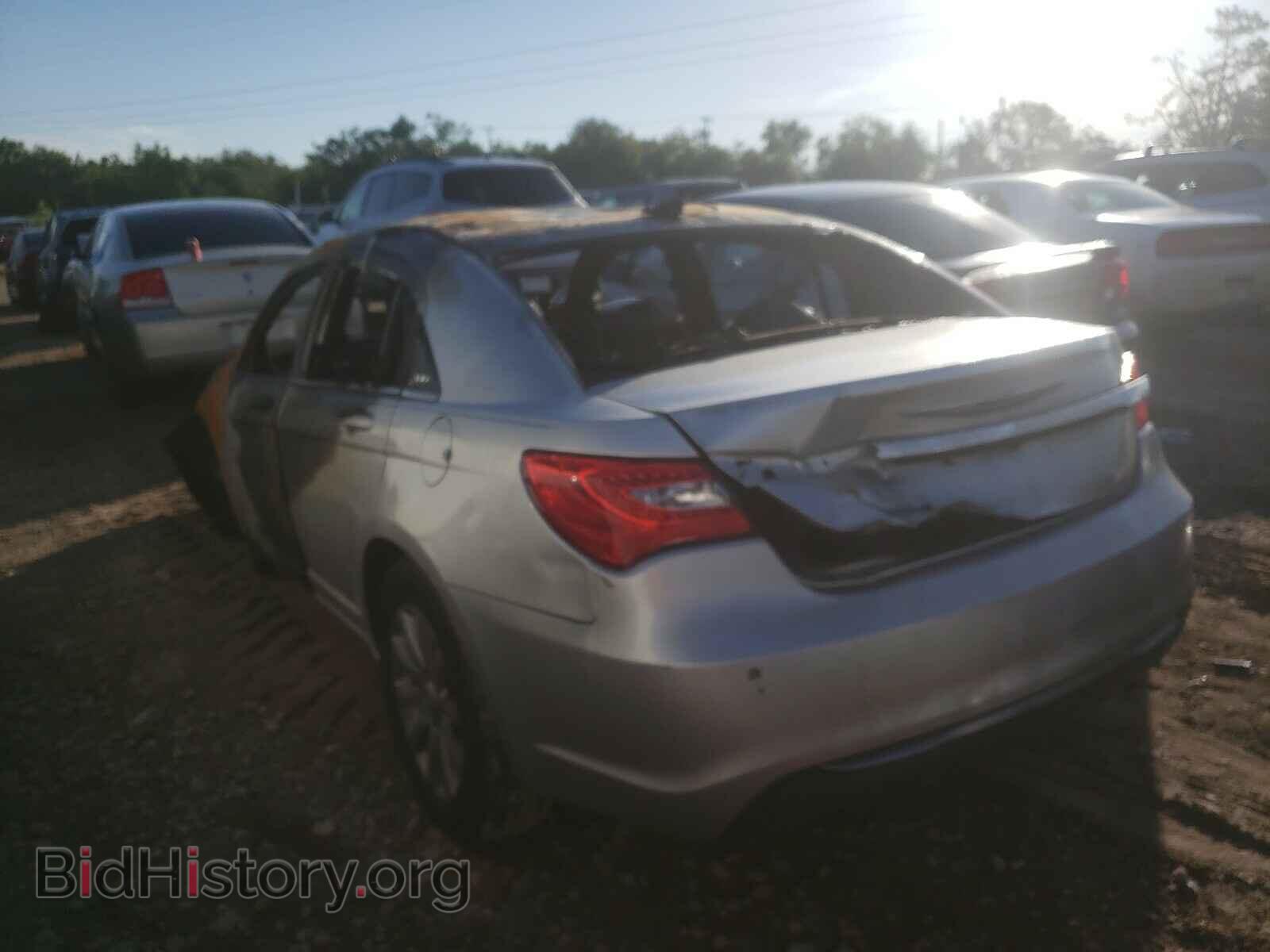 2012 CHRYSLER 200 - VIN: 1C3CCBBB8CN303179 - Фото 3