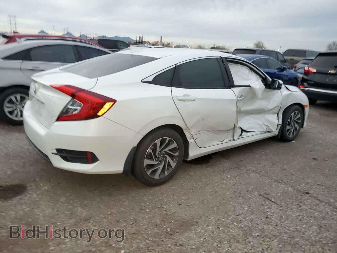 2017 HONDA CIVIC - VIN: 19XFC2F71HE049969 - Фото 3