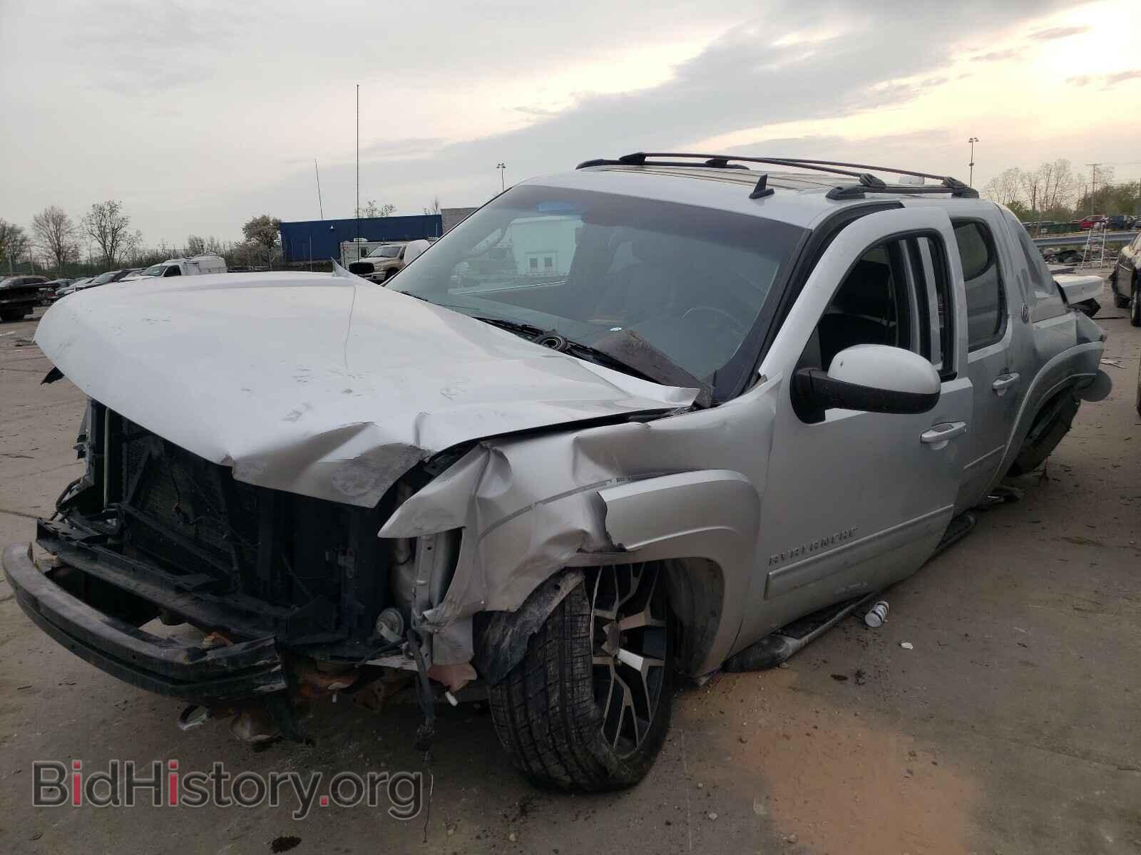 2013 CHEVROLET AVALANCHE - VIN: 3GNTKFE79DG160211 - Фото 2