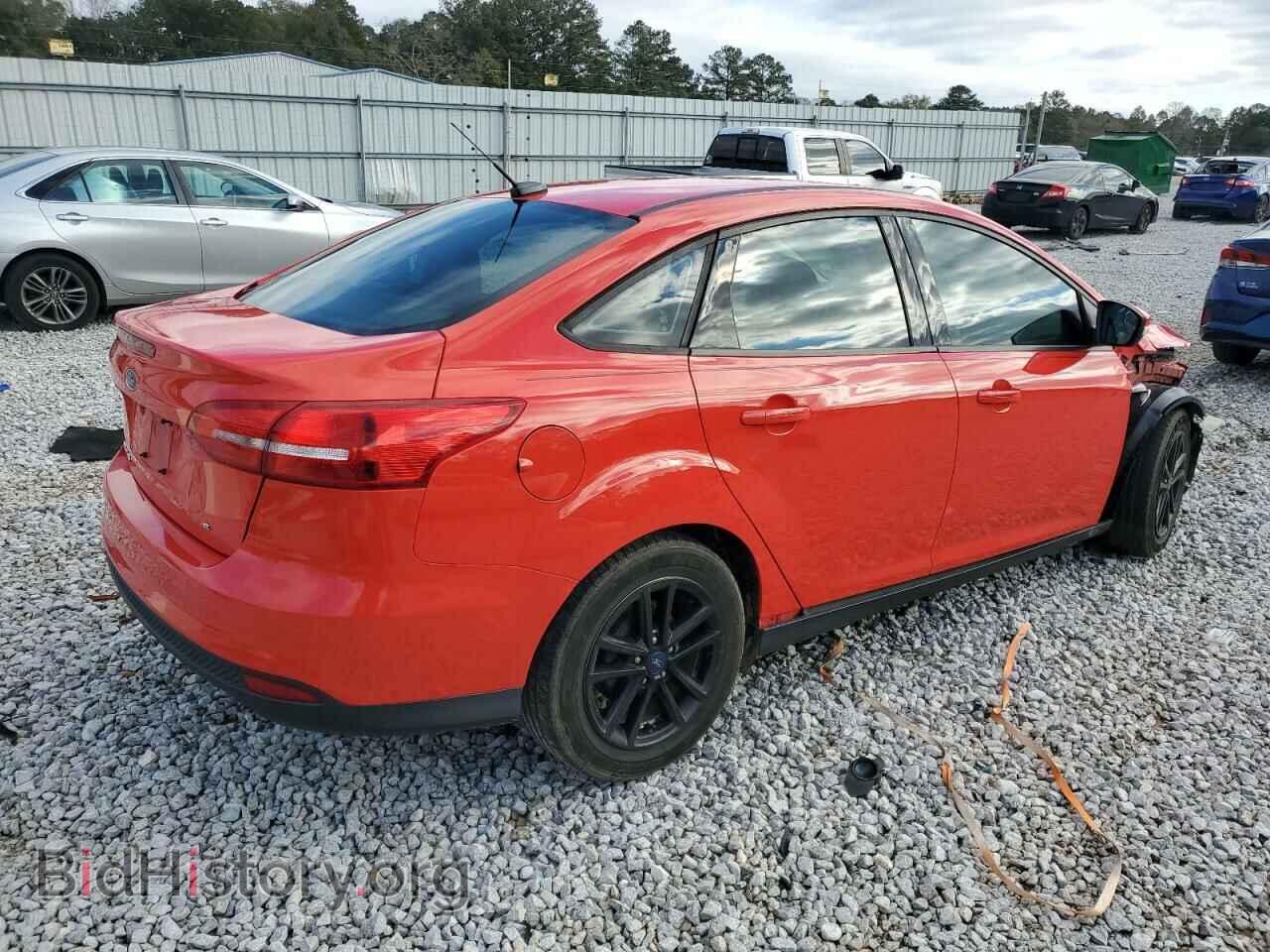 2017 FORD FOCUS - VIN: 1FADP3F2XHL242186 - Фото 3