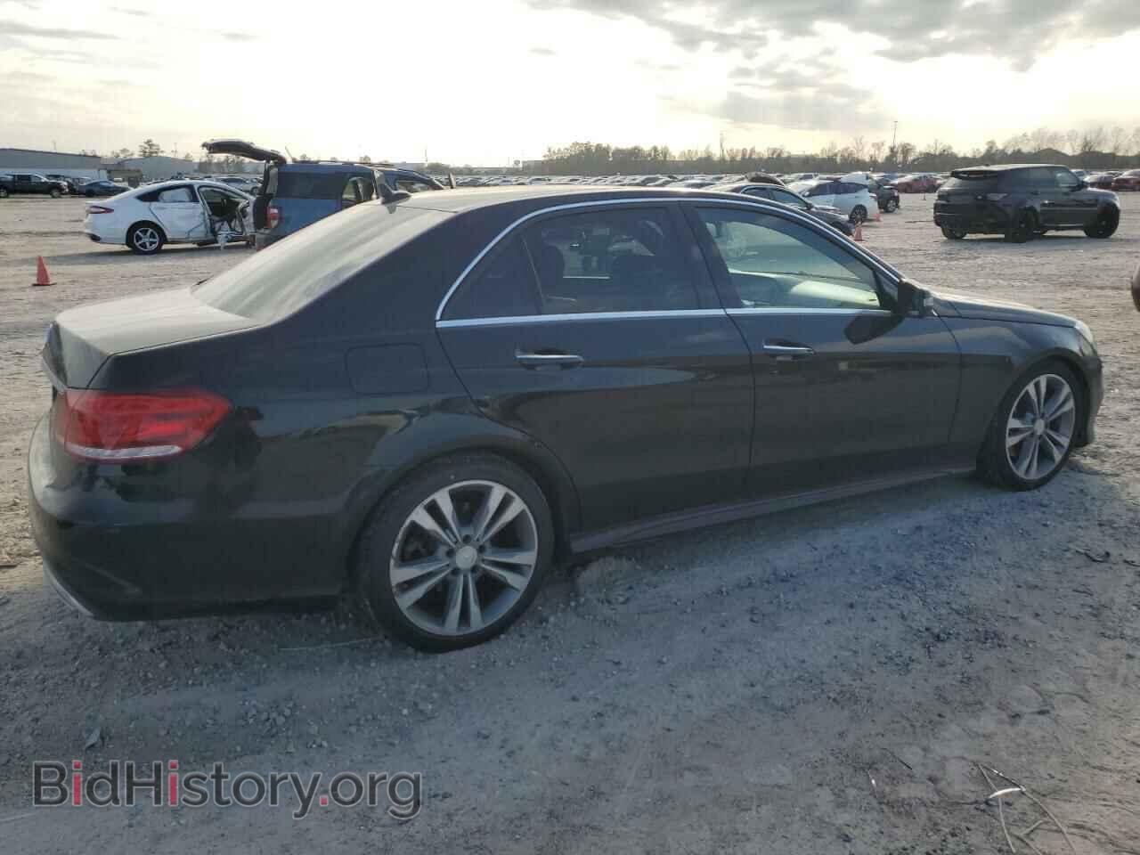 2014 MERCEDES-BENZ E-CLASS - VIN: WDDHF5KBXEA788645 - Фото 3