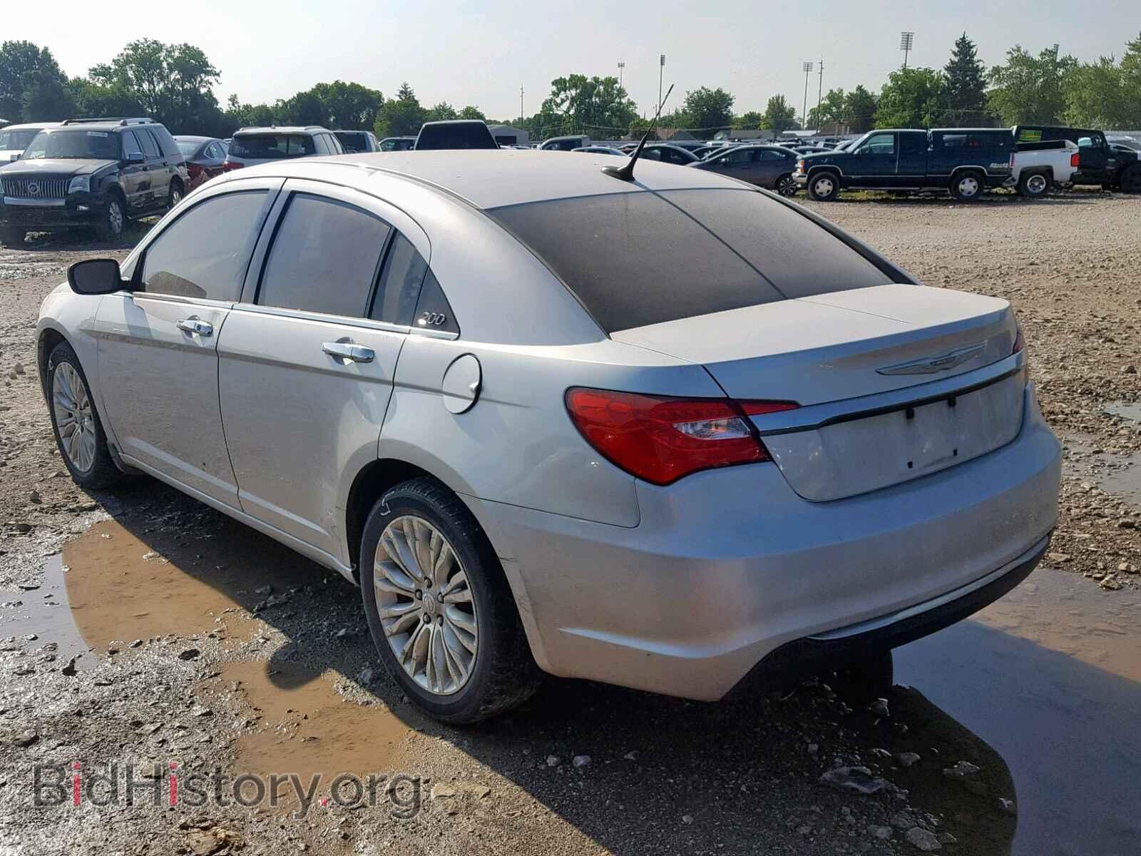 2011 CHRYSLER 200 - VIN: 1C3BC2FG3BN550819 - Фото 3