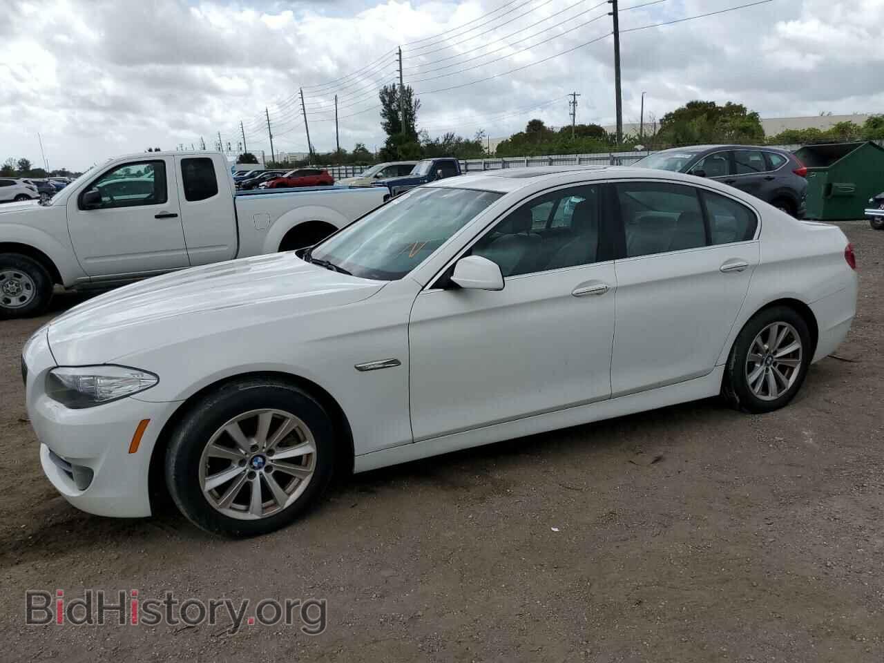 Photo WBAFR1C52BC744243 - BMW 5 SERIES 2011
