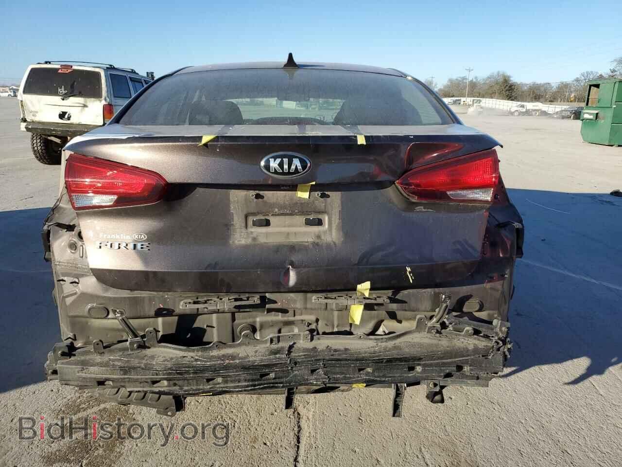 2017 KIA FORTE - VIN: 3KPFL4A70HE065003 - Фото 6