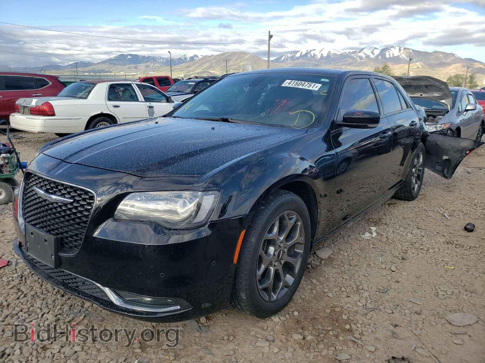 2017 CHRYSLER 300 - VIN: 2C3CCAGG7HH527011 - Photo 2