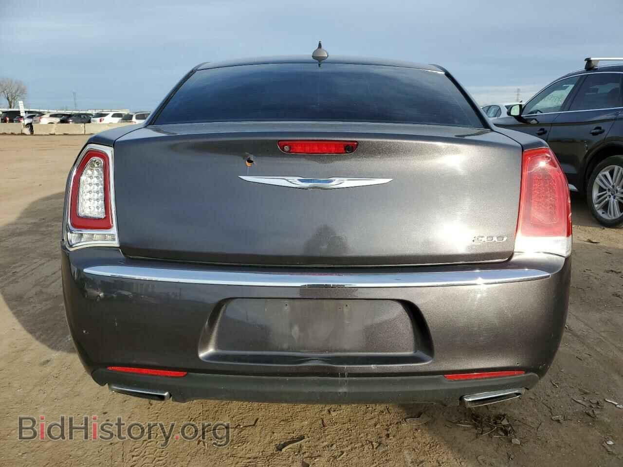 2017 CHRYSLER 300 - VIN: 2C3CCAAG4HH552456 - Фото 6