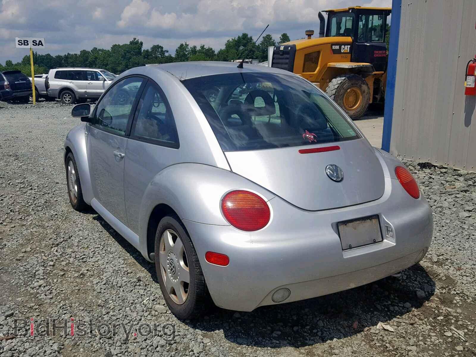 2000 VOLKSWAGEN BEETLE - VIN: 3VWCA21C8YM494709 - Фото 3