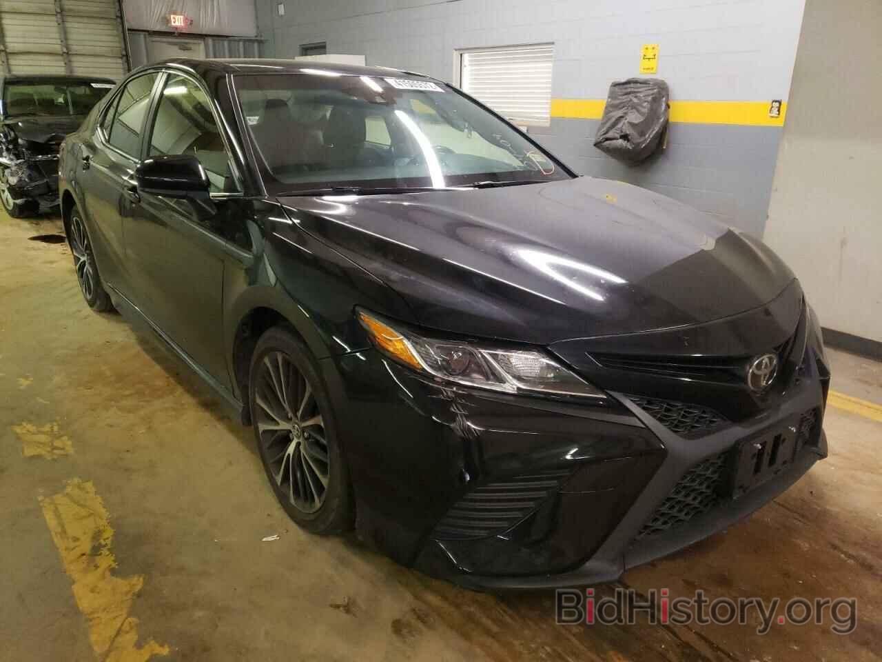 Photo JTNB11HK9J3018767 - TOYOTA CAMRY 2018