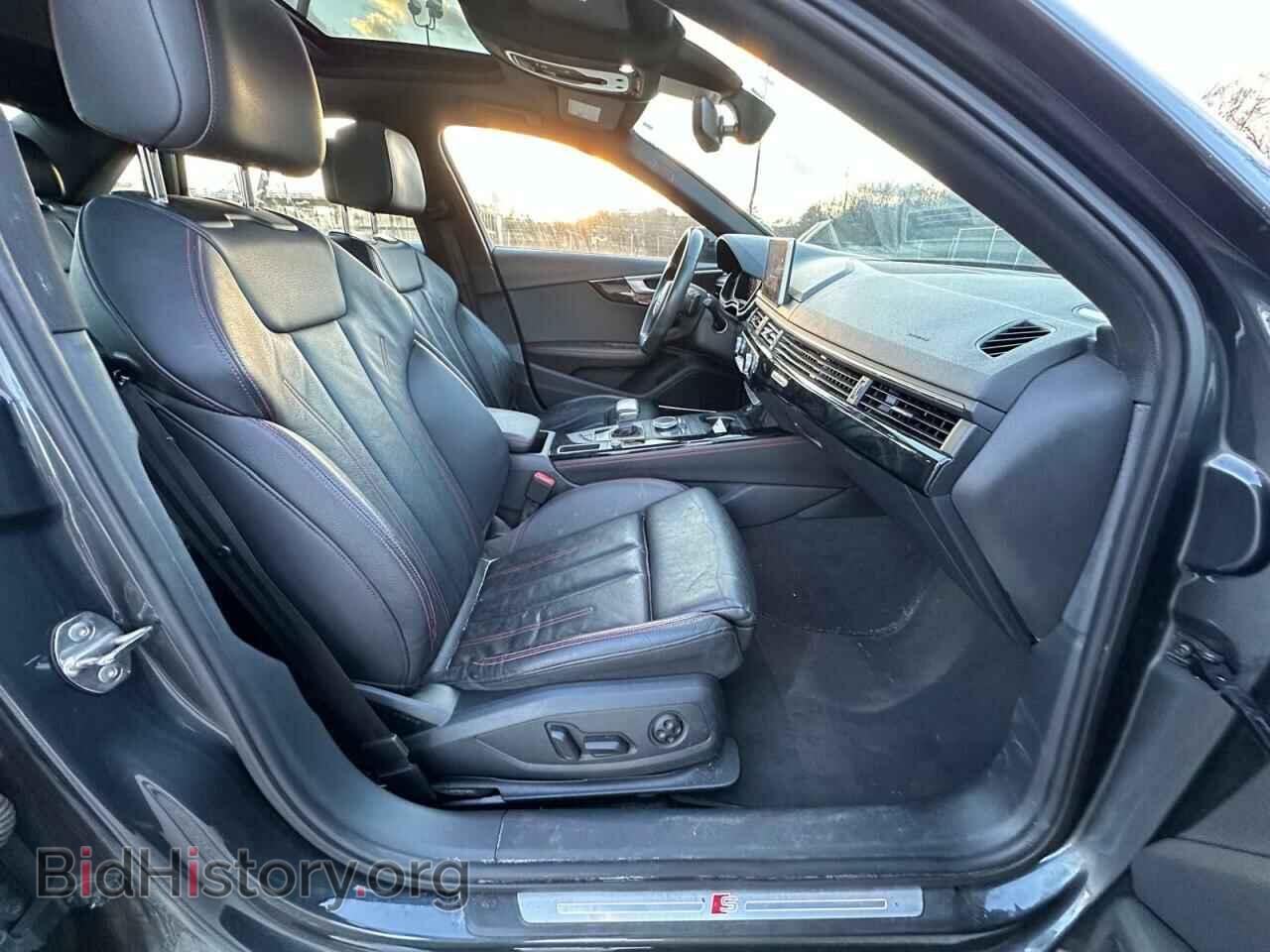 2018 AUDI A4 - VIN: WAUFNAF43JA121741 - Фото 5
