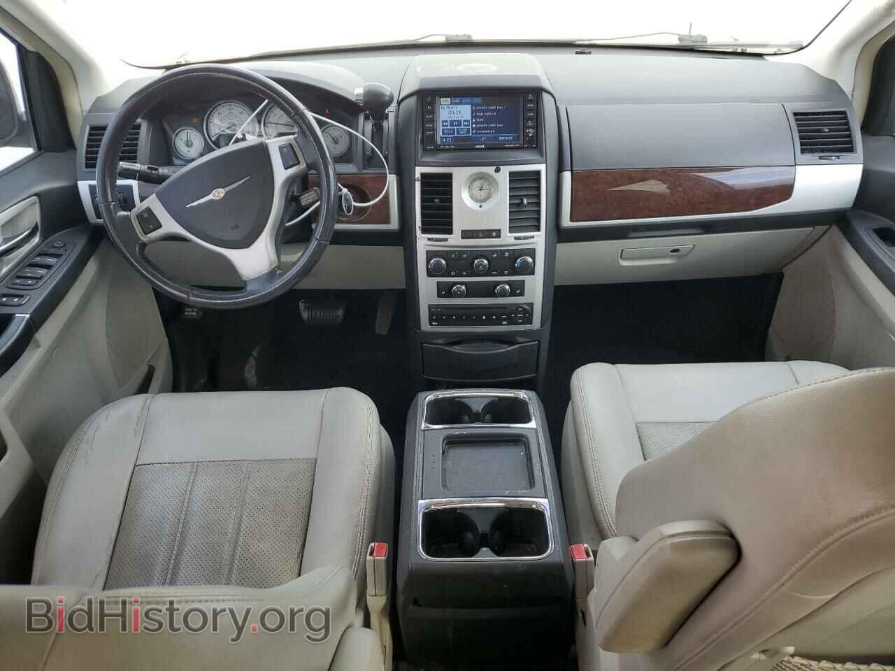2010 CHRYSLER MINIVAN - VIN: 2A4RR8DX3AR334205 - Фото 8