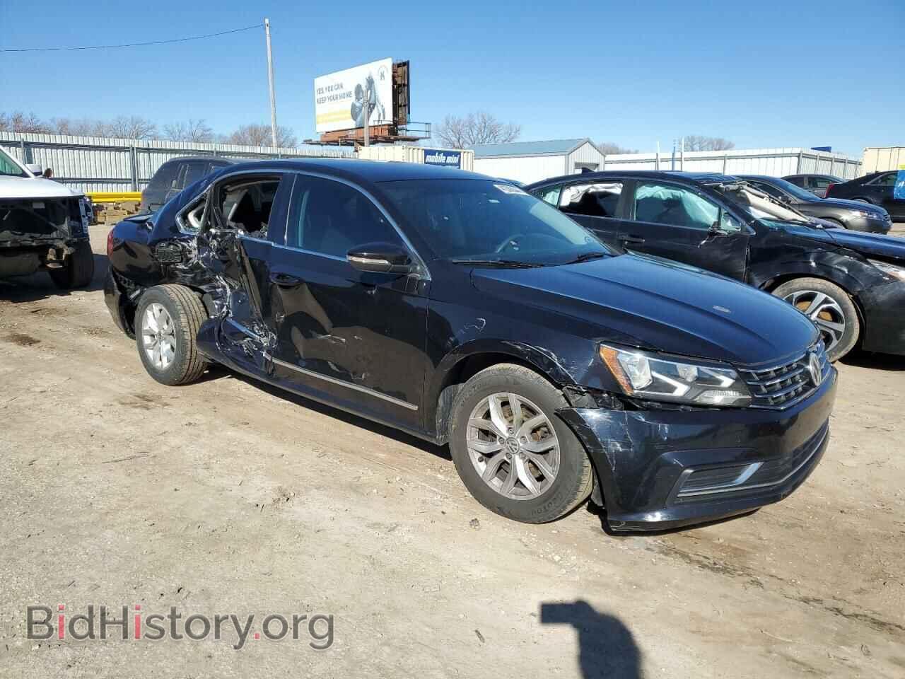 2017 VOLKSWAGEN PASSAT - VIN: 1VWAT7A35HC032463 - Фото 4