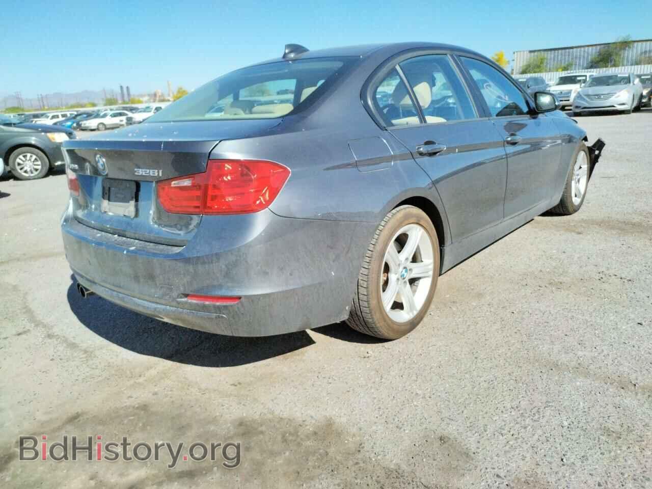 2013 BMW 3 SERIES - VIN: WBA3B3C55DF540637 - Фото 4