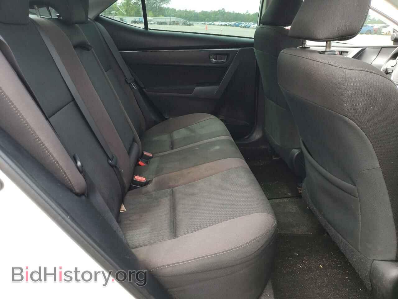 2017 TOYOTA COROLLA - VIN: 2T1BURHE1HC822647 - Photo 6