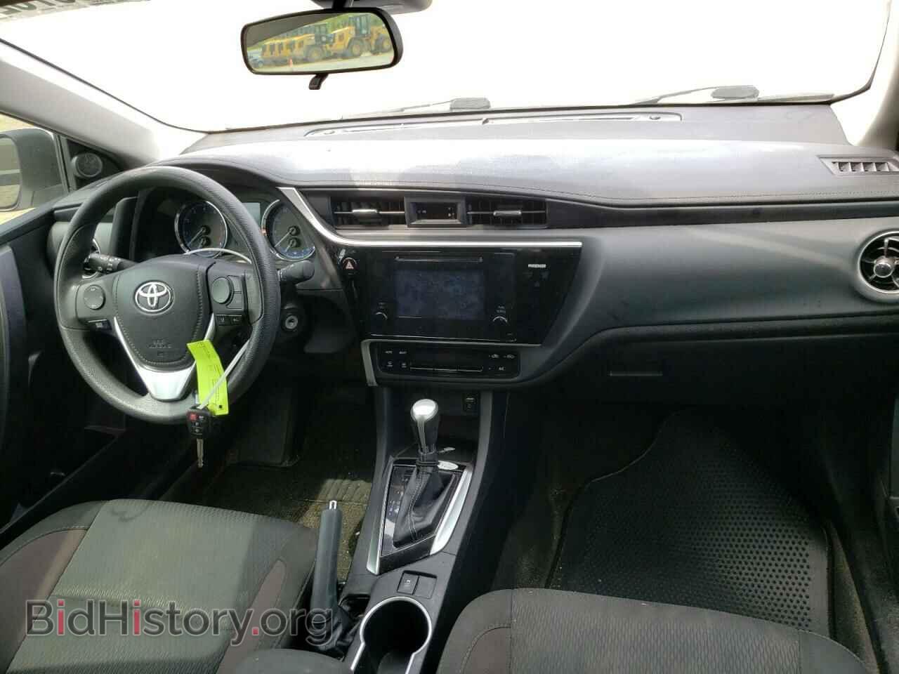 2017 TOYOTA COROLLA - VIN: 2T1BURHE1HC822647 - Photo 9