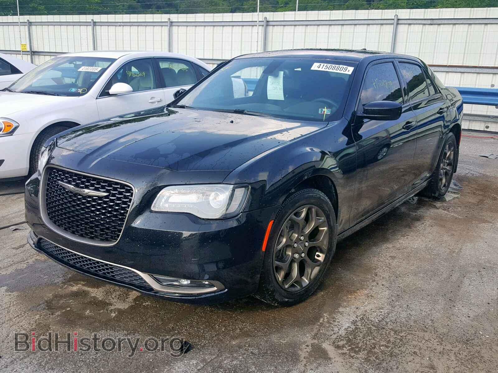 2016 CHRYSLER 300 - VIN: 2C3CCAGG0GH262026 - Фото 2