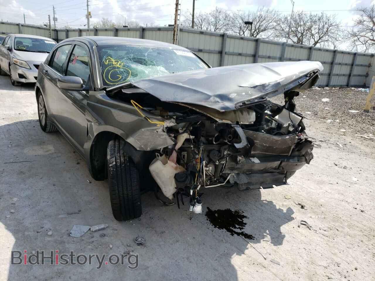 Фотография 1C3CCBBB0DN592642 - CHRYSLER 200 2013