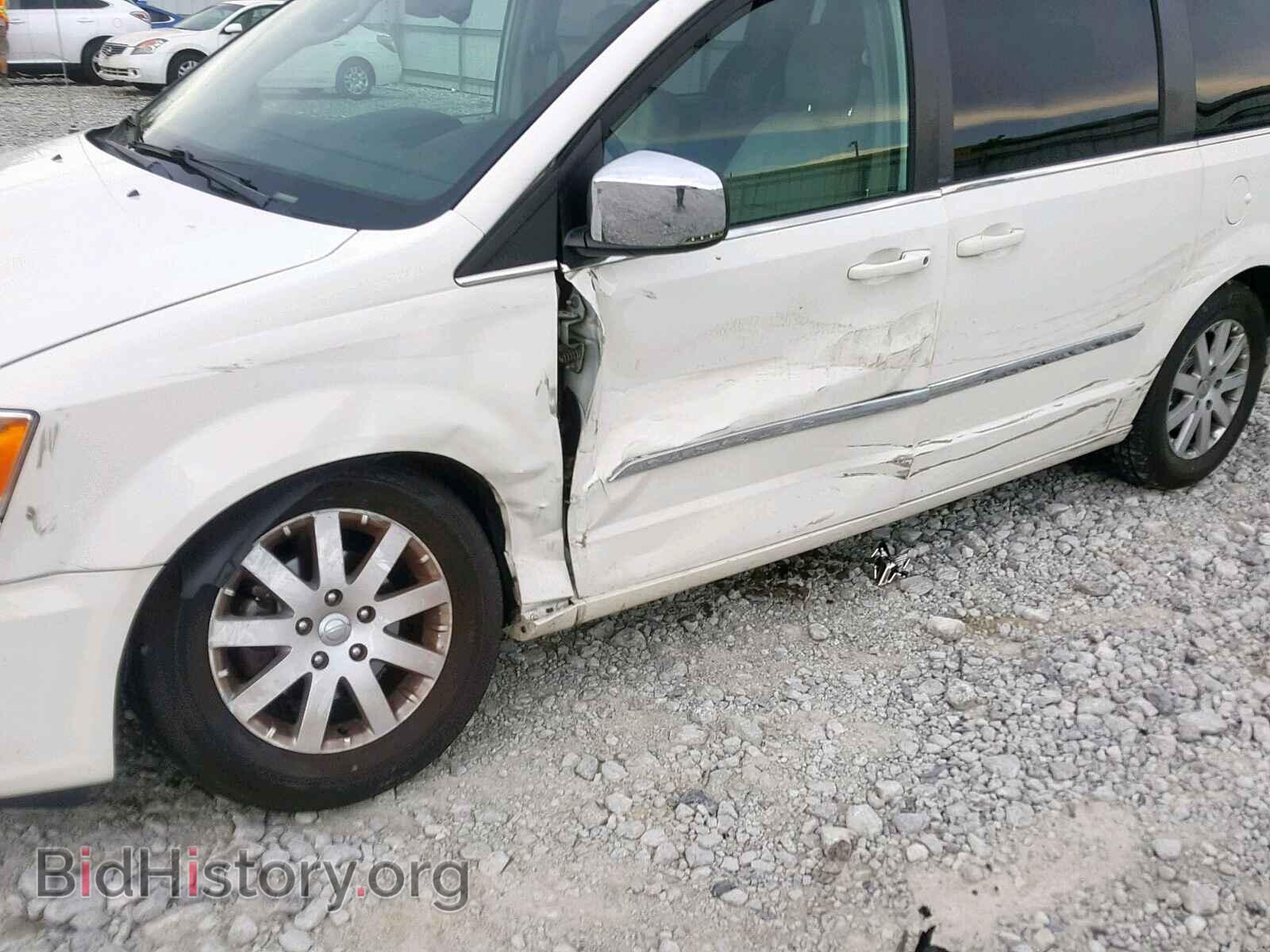 2011 CHRYSLER TOWN & COU - VIN: 2A4RR8DG2BR631130 - Photo 9