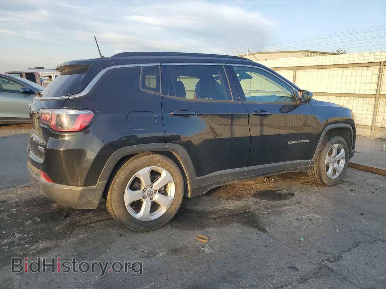 2020 JEEP COMPASS - VIN: 3C4NJCBBXLT141281 - Фото 3