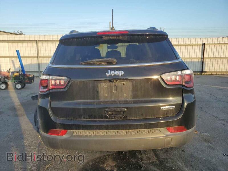 2020 Jeep COMPASS (VIN 3C4NJCBBXLT141281) — photo 6 of 12
