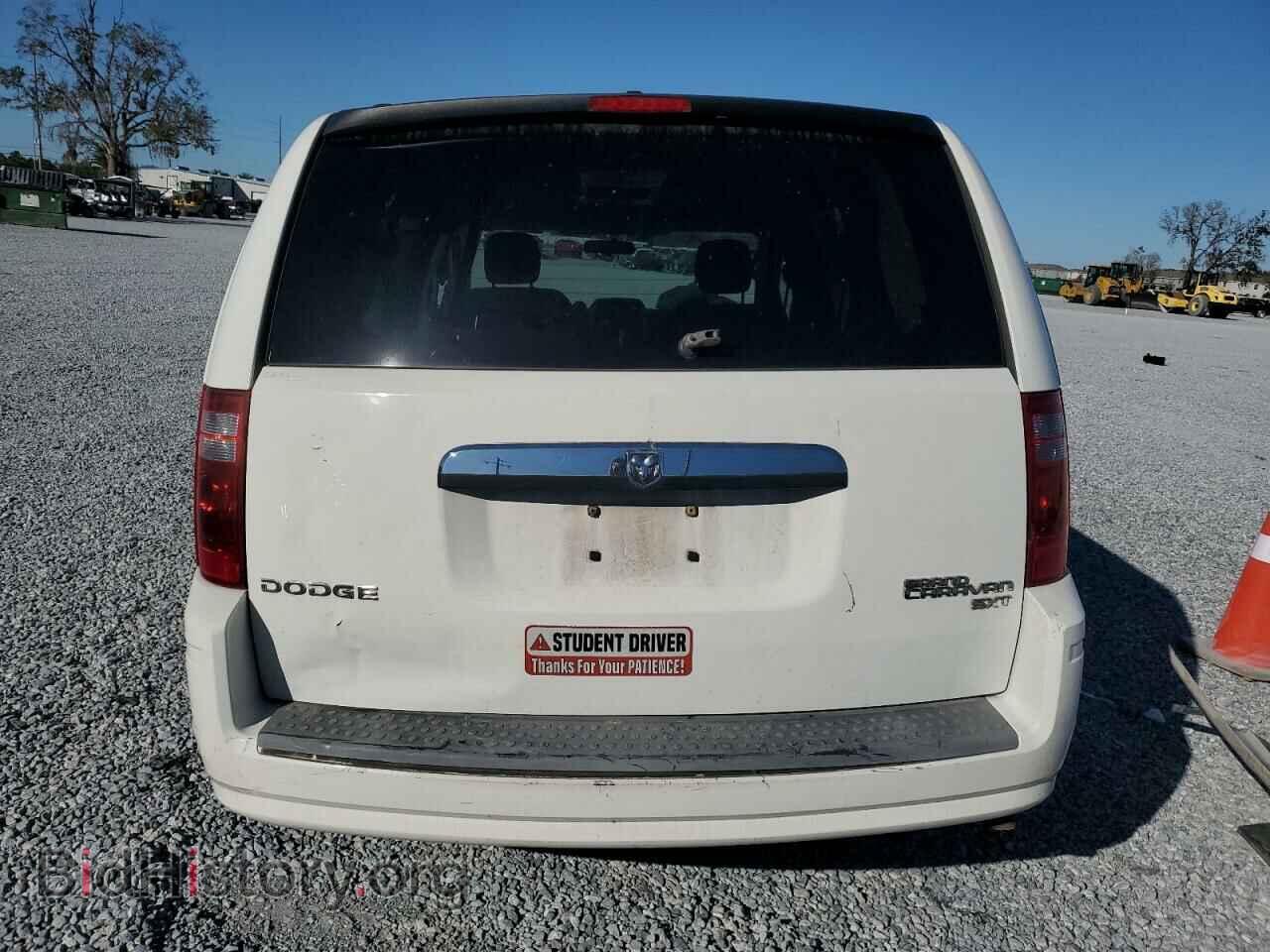 2010 DODGE CARAVAN - VIN: 2D4RN5D17AR209741 - Фото 6