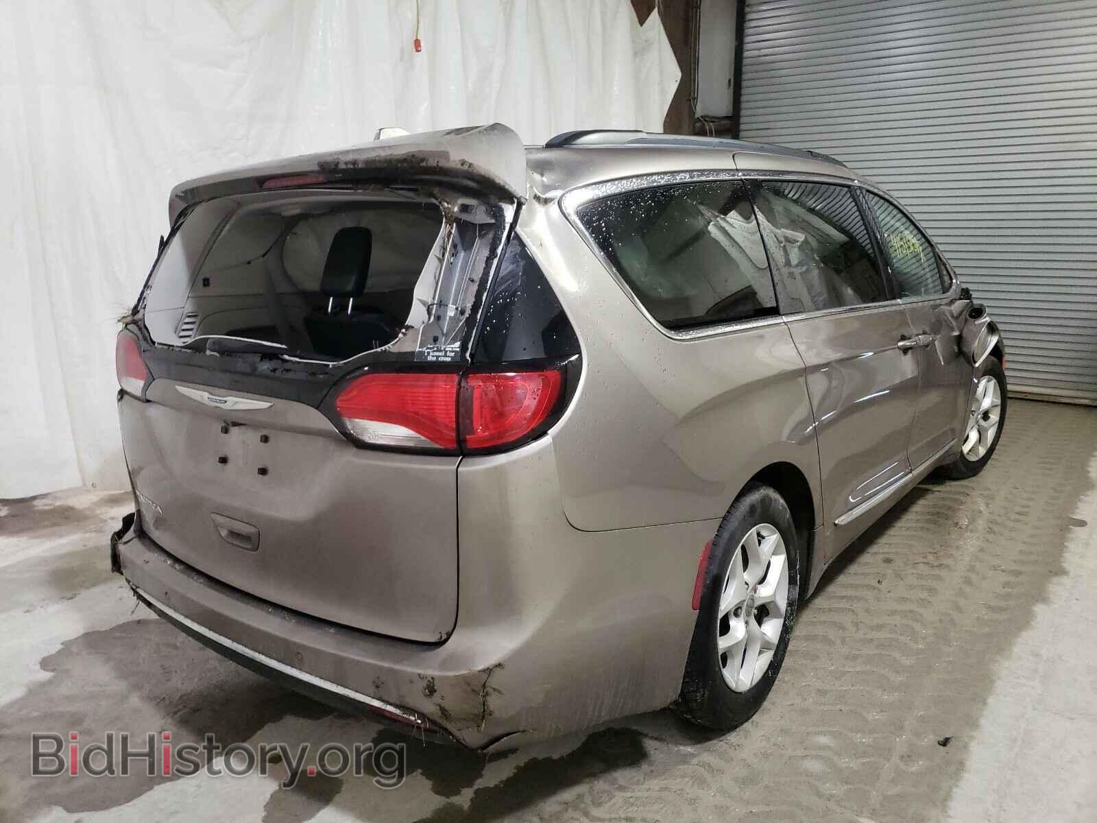 2017 CHRYSLER PACIFICA - VIN: 2C4RC1BGXHR537006 - Фото 4